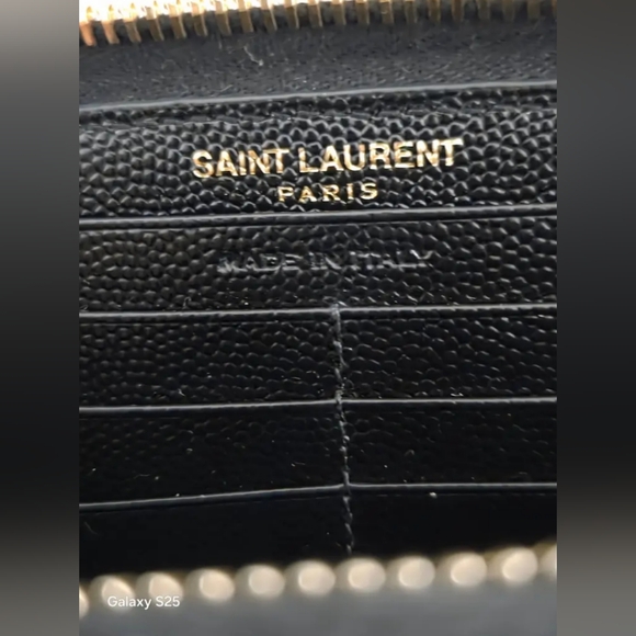 Yves Saint Laurent Cassandre Matelasse Zip Wallet In Grain De Poudre Leather - Picture 9 of 10